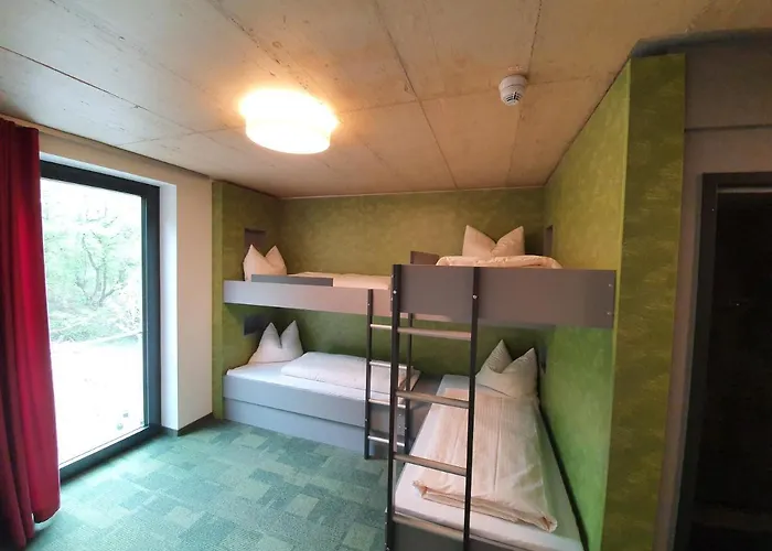 Gemuend Vogelsang Hotel *